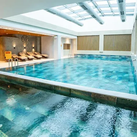 Mola Istanbul Lejlighedshotel 4*